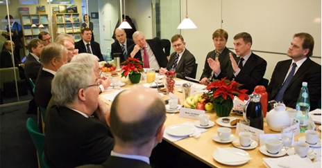 news_ansip_roundtable_2010