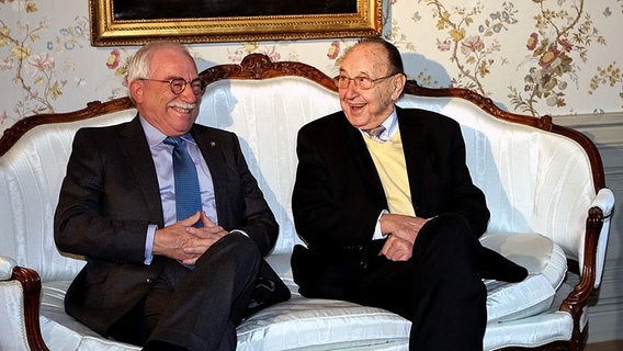 Uffe Ellemann-Jensen and Hans-Dietrich Genscher